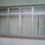 foto com Janela de Correr 4 folhas com Basculantes 2